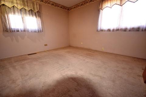 560 E Thacker St, Hoffman Estates, IL 60169 photo 10