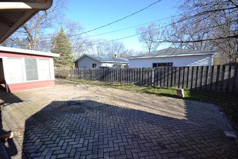 560 E Thacker St, Hoffman Estates, IL 60169 photo 15