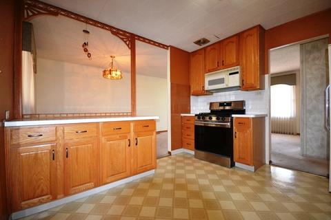 560 E Thacker St, Hoffman Estates, IL 60169 photo 5