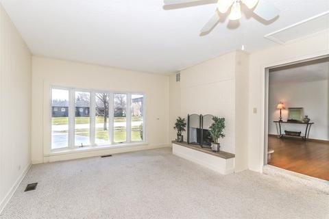 22 W Pine Ave, Roselle, IL 60172 photo 20