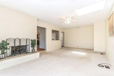 22 W Pine Ave, Roselle, IL 60172 photo 19