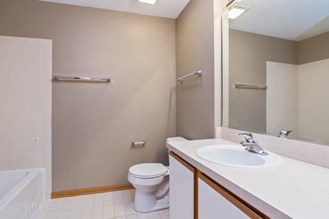 3100 Town Square Dr #207, Rolling Meadows, IL 60008 photo 12