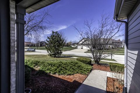 6200 Carmel Dr, Plainfield, IL 60586 photo 4