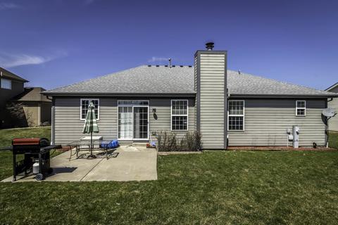 6200 Carmel Dr, Plainfield, IL 60586 photo 5