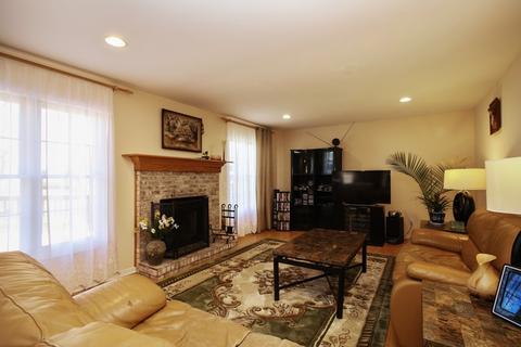 412 E Lorraine Ave, Addison, IL 60101 photo 9
