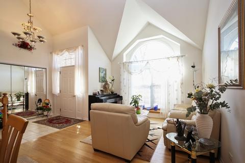 412 E Lorraine Ave, Addison, IL 60101 photo 2