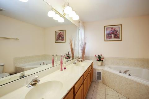 412 E Lorraine Ave, Addison, IL 60101 photo 12