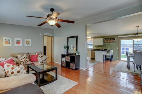 105 W Kyle St, Ogden, IL 61859 photo 3