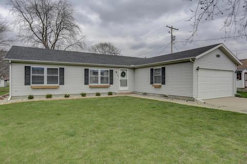 105 W Kyle St, Ogden, IL 61859 photo 2