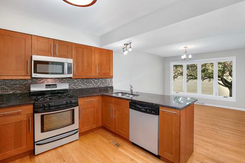 1956 Golf View Dr, Bartlett, IL 60103 photo 9