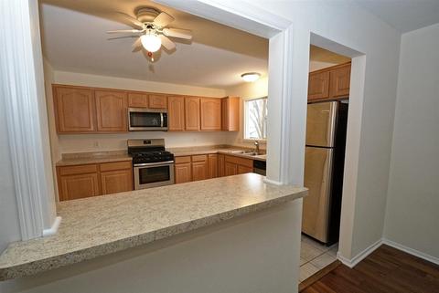 206 Windridge Dr, Mchenry, IL 60051 photo 7