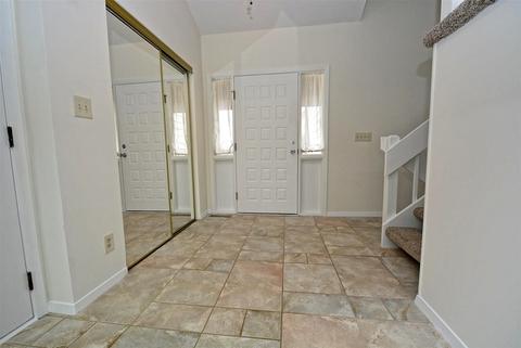 206 Windridge Dr, Mchenry, IL 60051 photo 3