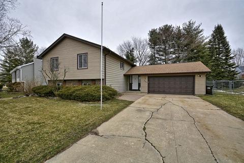 206 Windridge Dr, Mchenry, IL 60051 photo 1