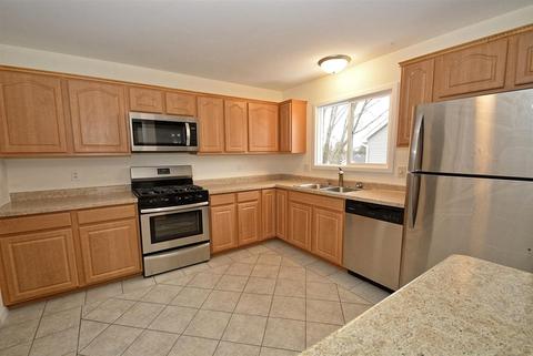 206 Windridge Dr, Mchenry, IL 60051 photo 11