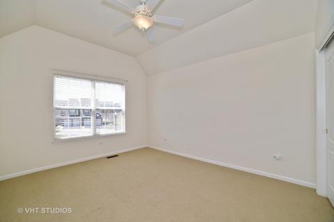 1109 Pine Valley Ct, Elgin, IL 60124 photo 10