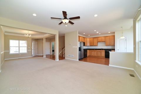 1109 Pine Valley Ct, Elgin, IL 60124 photo 7