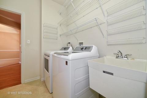 1109 Pine Valley Ct, Elgin, IL 60124 photo 14
