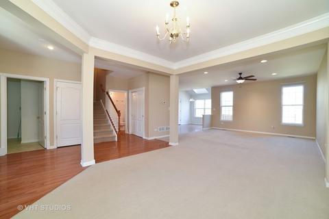 1109 Pine Valley Ct, Elgin, IL 60124 photo 3