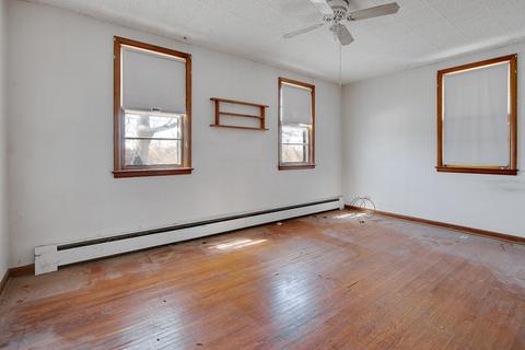 913 Aurora Ave, Aurora, IL 60505 photo 3