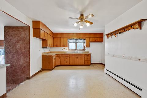 913 Aurora Ave, Aurora, IL 60505 photo 7