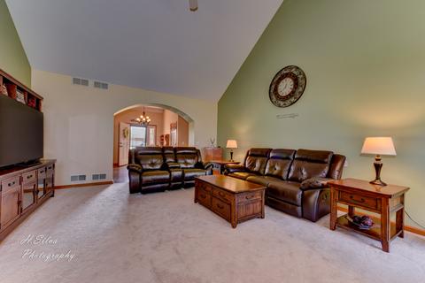 3680 Lakeview Dr, Algonquin, IL 60102 photo 10