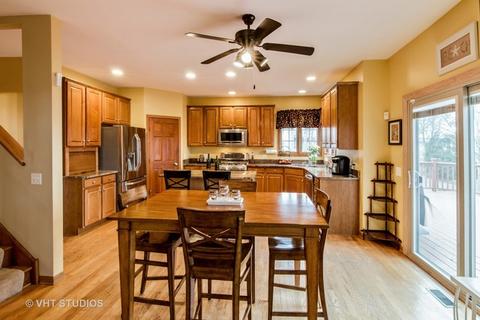 1305 Stonegate Rd, Algonquin, IL 60102 photo 4