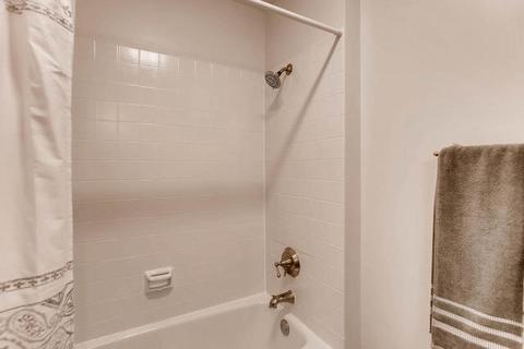 143 E Thompson Dr, Wheaton, IL 60189 photo 22