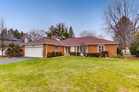 143 E Thompson Dr, Wheaton, IL 60189 photo 1