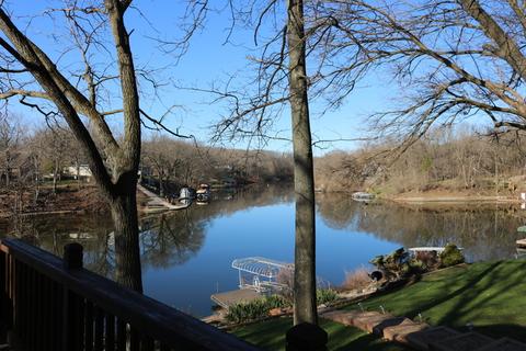 25 Cedar Ln S, Putnam, IL 61560 photo 1