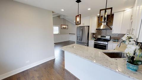 1820 E Apache Ln, Mount Prospect, IL 60056 photo 10