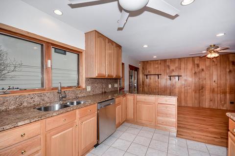 1904 E Maya Ln, Mount Prospect, IL 60056 photo 10