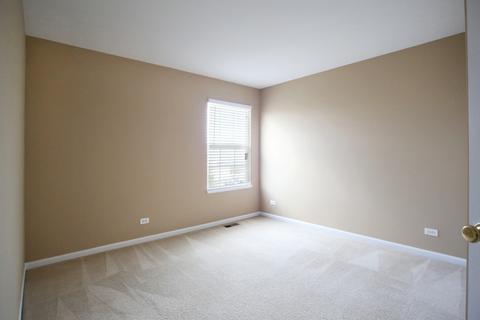 876 Linden Cir, Hoffman Estates, IL 60169 photo 8