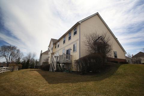 876 Linden Cir, Hoffman Estates, IL 60169 photo 17