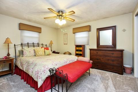 1274 N Erickson Dr, Kankakee, IL 60901 photo 8