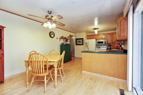1274 N Erickson Dr, Kankakee, IL 60901 photo 5