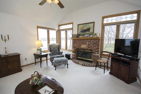 1288 Oakleaf Ct, Aurora, IL 60506 photo 6