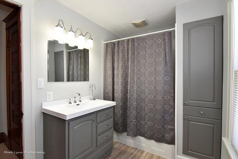 409 E Park Ave, Aurora, IL 60505 photo 20