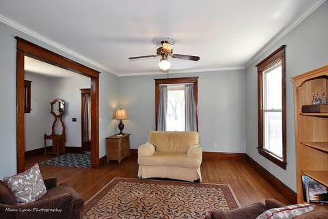409 E Park Ave, Aurora, IL 60505 photo 8