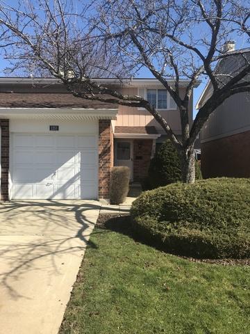 1251 Edinburgh Ct, Wheaton, IL 60189 photo 1