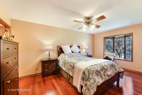 6136 Willowood Ln, Willowbrook, IL 60527 photo 12