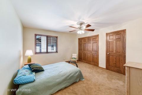 6136 Willowood Ln, Willowbrook, IL 60527 photo 17