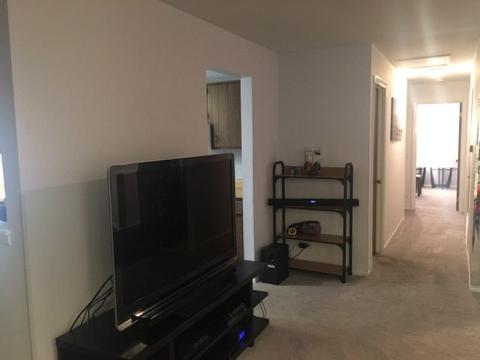1180 Buckingham Ct #B2, Wheeling, IL 60090 photo 7