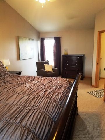 1014 Bentley Ln, Bartlett, IL 60103 photo 10