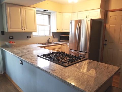 1014 Bentley Ln, Bartlett, IL 60103 photo 4