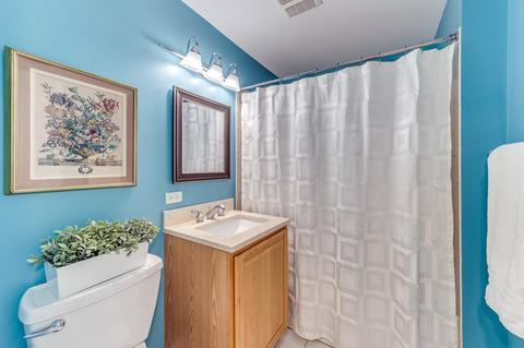 922 Crest St, Wheaton, IL 60189 photo 12