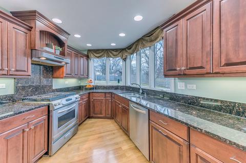 922 Crest St, Wheaton, IL 60189 photo 35