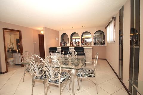 941 W Surrey Rd, Addison, IL 60101 photo 22