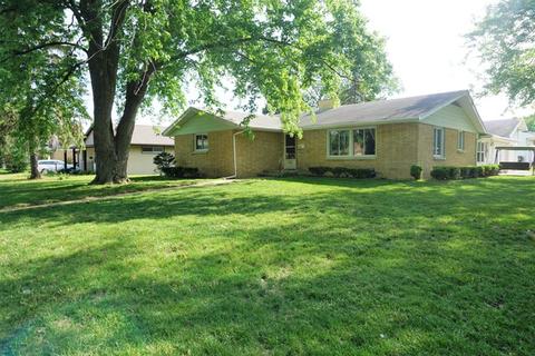 600 Oakcrest Dr, Rantoul, IL 61866 photo 3