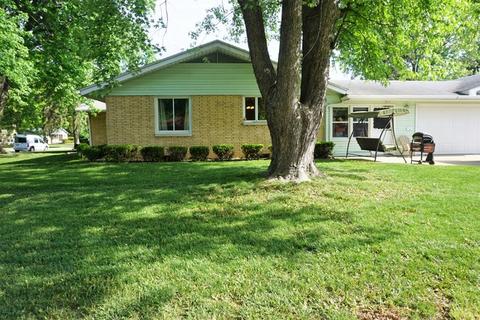 600 Oakcrest Dr, Rantoul, IL 61866 photo 4