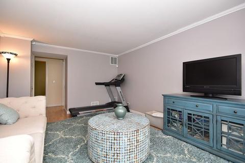 251 Polk Ct, Bartlett, IL 60103 photo 26